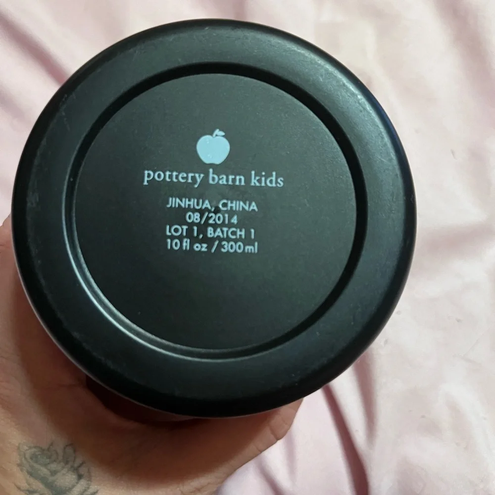 Pottery Barn Kids vguc pottery